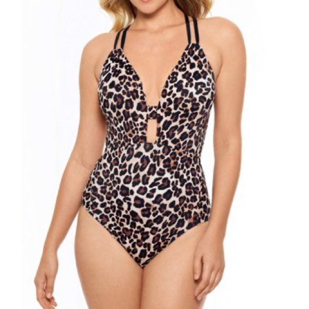 Time and Tru Animal Print One piece Swimsuit. Size XL 16-18
NWOT